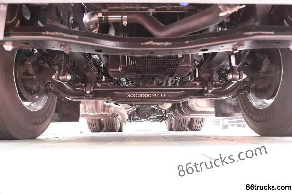JAC GallopK7 poids lourd 680 ch 6X4(10 roues) AMT tracteur routier automatique Châssis (1) | 86Trucks