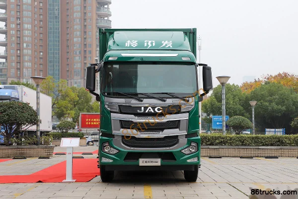 JAC Gallop A5X Heavy Truck 18T 4X2(6 wheels) 9.8m Fuel Cell Box Cargo Truck 50.45kWh Exterior (2) | 86Trucks
