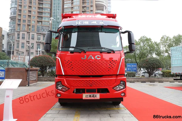 JAC Gallop A6 PLUS 240hp 4X2(6 wheels) 9.8m Wing Opening Box Cargo Truck Exterior (2) | 86Trucks