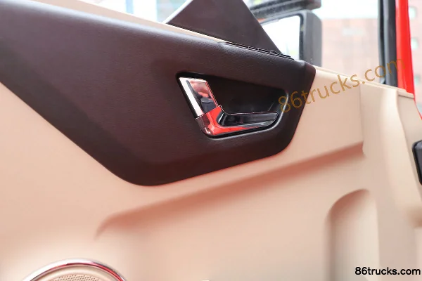 JAC Gallop A6 PLUS 240hp 4X2(6 wheels) 9.8m Wing Opening Box Cargo Truck Cab (3) | 86Trucks