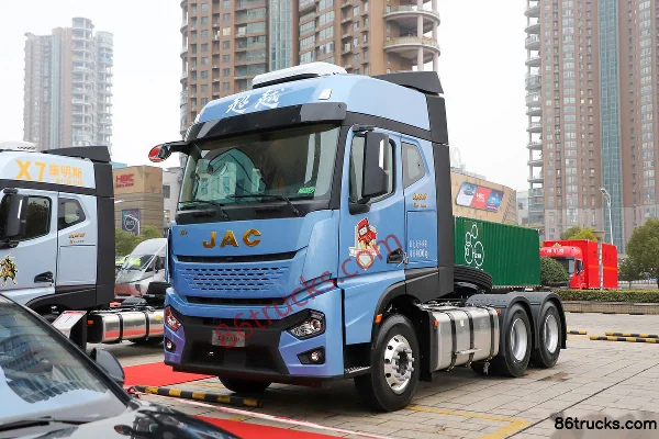 JAC ChaoYue Q7 Heavy Truck 510hp 6X4(10 wheels) AMT Automatic Tractor Truck (16-speed) Exterior (3) | 86Trucks