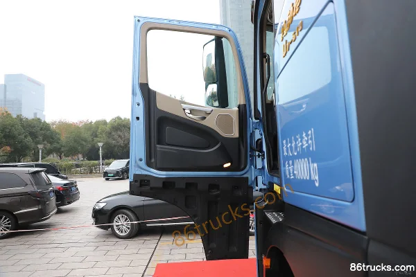 JAC ChaoYue Q7 Heavy Truck 510hp 6X4(10 wheels) AMT Automatic Tractor Truck (16-speed) Cab (1) | 86Trucks