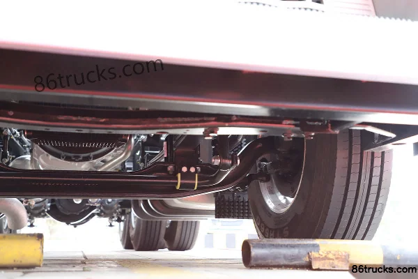 JAC Xingyao X7 Heavy Truck 570hp 6X4(10 wheels) Tractor Truck Chassis (3) | 86Trucks