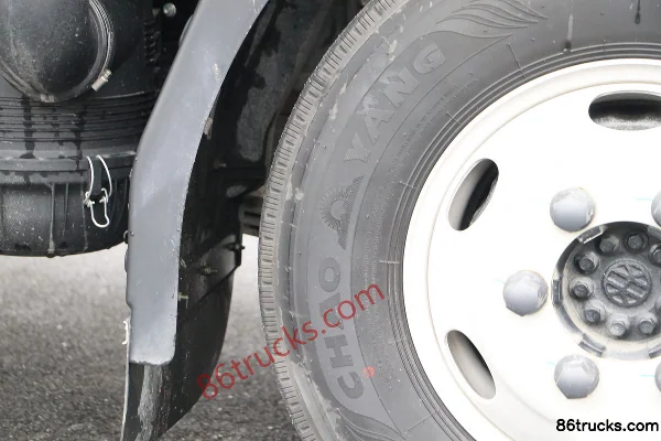 Foton Times Pilot G5 150 hp 4X2(6 wheels) 4.17m single-row flatbed light truck Chassis (2) | 86Trucks