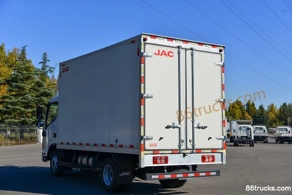 JAC Shuailing S6 130 hp 4X2(6 wheels) 4.12m single-row box light truck (China VI) Body (3) | 86Trucks