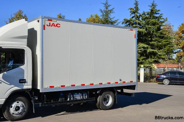 JAC Shuailing S6 130 hp 4X2(6 wheels) 4.12m single-row box light truck (China VI) Body (1) | 86Trucks