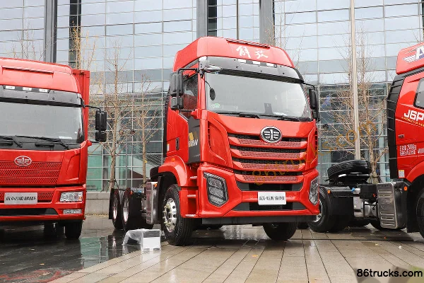FAW Jiefang J6G 460hp 6X4(10 wheels) Tractor Truck (425 Rear Axle) Exterior