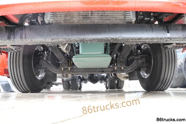 FAW Jiefang J6G camion lourd 460 ch 6X4(10 roues) tracteur routier Châssis (1) | 86Trucks