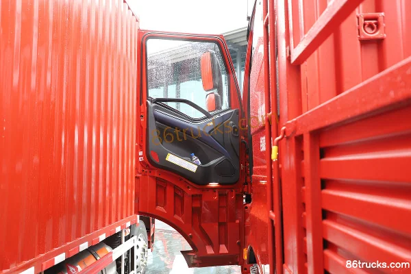 FAW Jiefang J6V Leading Edition 12.5L LNG 500 hp 8X4(12 wheels) FAW Jiefang 12-Speed 9.5m Stake Cargo Truck Cab (1) | 86Trucks
