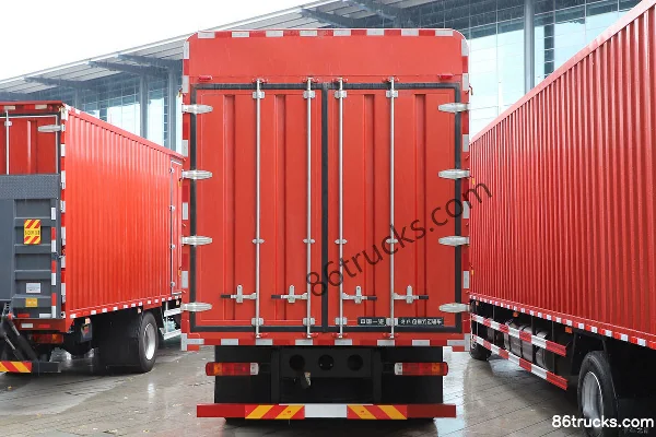 FAW Jiefang J6V Leading Edition 12.5L LNG 500 hp 8X4(12 wheels) FAW Jiefang 12-Speed 9.5m Stake Cargo Truck Body (3) | 86Trucks