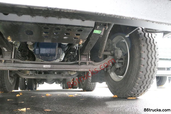 FAW Jiefang Qingdao JK6 350 hp 8X4(12 wheels) 5.6m dump truck Chassis (3) | 86Trucks
