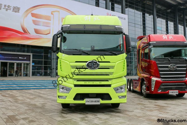 FAW Jiefang J7 Heavy Truck Classic Edition 510 hp 4X2(6 wheels) LNG Automatic Tractor Truck (hydraulic retarder) Exterior (2) | 86Trucks