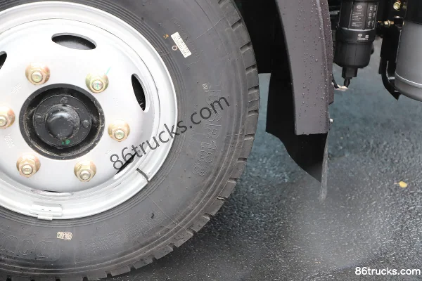 FAW Jiefang Hu VH 165 ch 4X2(6 roues) camion léger à ridelles 4,2 m cabine simple Châssis (3) | 86Trucks