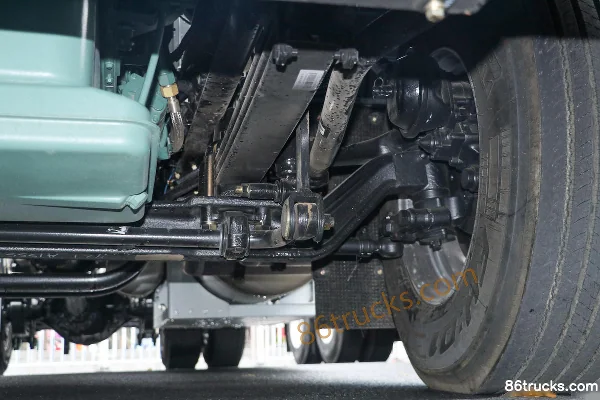 FAW Jiefang Qingdao JH6 Zhixiang Edition Southern Version 14.6L LNG 530 hp 4X2(6 wheels) Fast Gear 16-speed AMT Automatic Tractor Truck Chas