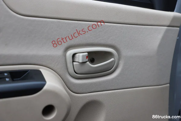 FAW Jiefang E90 3.5T 3.665m Single Row Pure Electric Box Van Micro Truck 55.06kWh 4X2(6 wheels) Interior (3) | 86Trucks