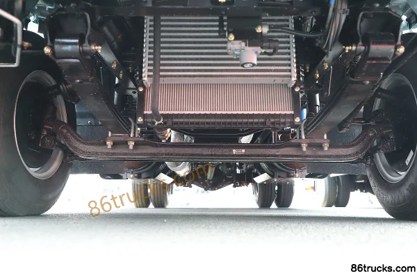 FAW Jiefang Hu VN 2L CNG 150hp 4X2(6 wheels) WLY 5-speed 4.16m single-row van light truck Chassis (1) | 86Trucks