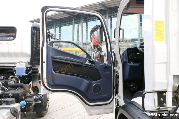 FAW Jiefang Tiger 6G Medium Body Standard Load Version 4.5T 4.2m Single Row Plug-in Hybrid Flatbed Light Truck 14.02kWh 4X2(6 wheels) Interi