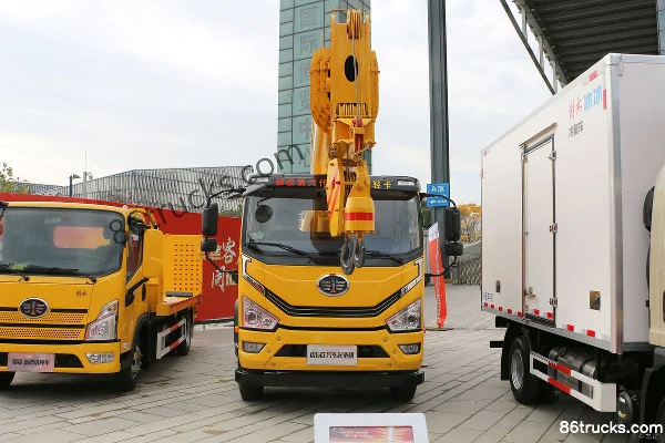 FAW Jiefang Hu 6G 180ch 4X2(6 roues) camion grue Extérieur (2) | 86Trucks