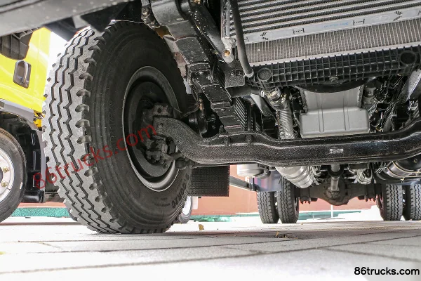 FAW Jiefang Hu 6G 180ch 4X2(6 roues) camion grue Châssis (2) | 86Trucks