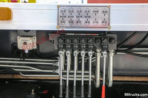FAW Jiefang Hu 6G 180ch 4X2(6 roues) camion grue Carrosserie (2) | 86Trucks