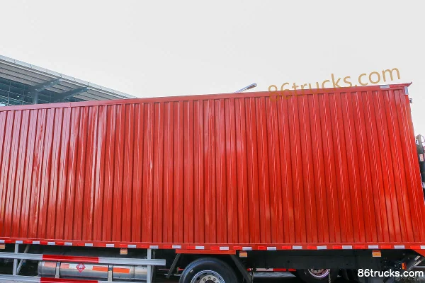 FAW Jiefang J6L Elite Edition 7.34L LNG 290hp 4X2(6 wheels) FAW Jiefang 8-speed 7.7m semi-panel van cargo truck Body (1) | 86Trucks