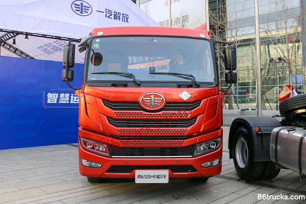 FAW Jiefang Qingdao HanV2.0 12.5L LNG 480hp 6X4(10 wheels) FAW Jiefang 12-Speed High Roof 425 Axle Tractor Truck Exterior (2) | 86Trucks