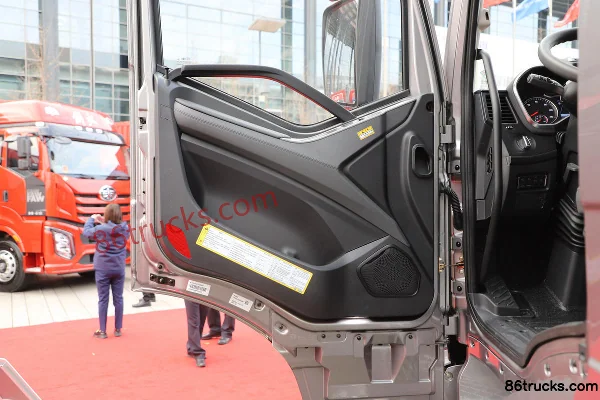 FAW Jiefang J6E poids lourd 580 ch 6X4(10 roues) tracteur routier AMT automatique Cabine (2) | 86Trucks