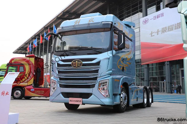 FAW Jiefang Qingdao Yingtu Première Classe 620 ch 6X4(10 roues) tracteur routier AMT automatique (avec ralentisseur hydraulique) Extérieur (