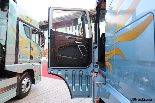 FAW Jiefang Qingdao Yingtu Première Classe 620 ch 6X4(10 roues) tracteur routier AMT automatique (avec ralentisseur hydraulique) Cabine (1)