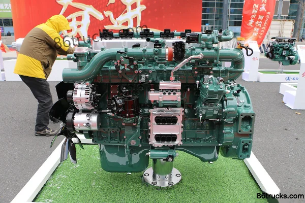 Xichai CA6SL-26E6N 260hp 7.4L China VI Natural Gas Engine Exterior (2) | 86Trucks