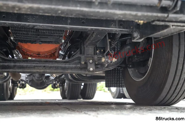 AumanGTL Star Wing PRO Northern Edition 12.9L Diesel 600hp 6X4(10 wheels) ZF 12-speed AMT Automatic Tractor Truck Chassis (3) | 86Trucks