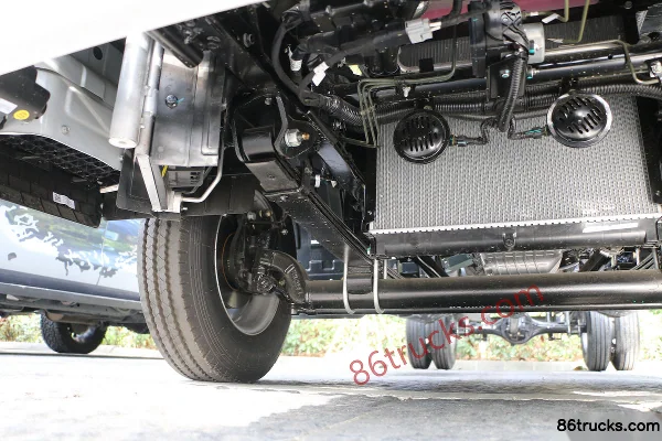 Foton Auman M Card 2.0L 127 hp 4X2(6 wheels) CNG 3.535m Row Half Cage Small Truck Chassis (2) | 86Trucks