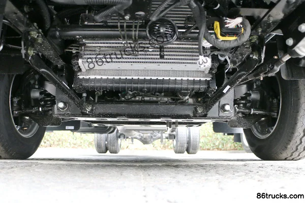 Foton Auman M Card 125hp 4X2(6 wheels) 3.7m Single Row Stake Truck Chassis (1) | 86Trucks
