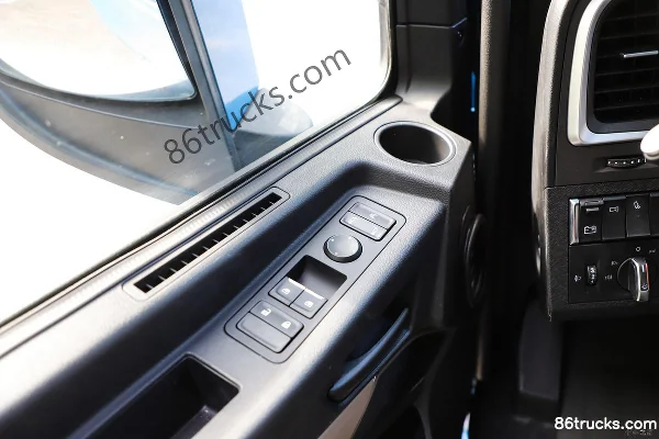 Foton AumanGTL Édition Star Wing 460 ch 6X4(10 roues) tracteur routier LNG automatique pour matières dangereuses Cabine (3) | 86Trucks