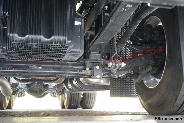 Foton Auman Galaxy Cross Edition 680hp 6X4(10 wheels) AMT Tractor Truck Chassis (3) | 86Trucks
