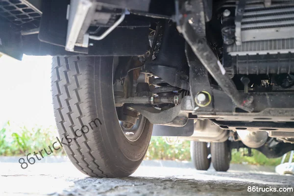 Foton Aumark X 158 hp 4X2(6 wheels) 4.14m single-row van light truck Chassis (2) | 86Trucks