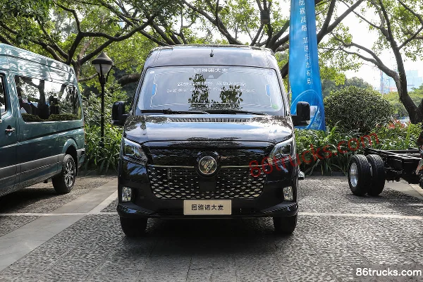 Foton Tuyano Damai 2024 Commercial Edition 149hp 2T Diesel 7-Seat Manual Long Wheelbase Mid Roof Passenger Van (Single Rear Tire) Exterior (