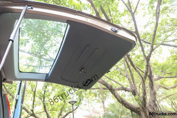Foton Business Vehicle Fenjing G5 2023 Comfort 160hp 2.4L Gasoline 9-Seat Light Bus Cargo Box (2) | 86Trucks