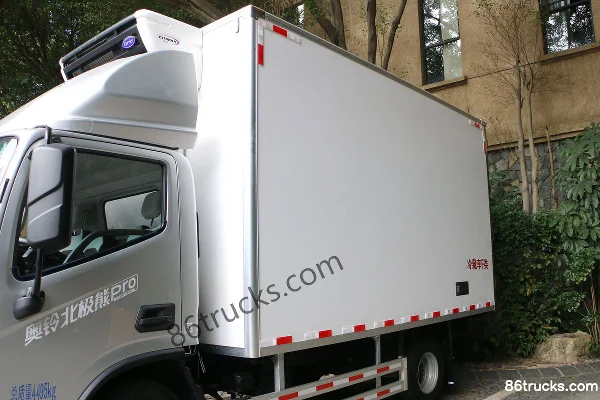 Foton Auman Express Arctic Bear Pro 163hp 4X2(6 wheels) 4.085m refrigerated truck Body (1) | 86Trucks