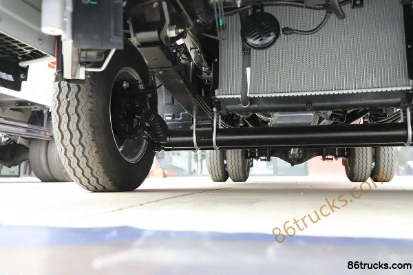 Foton V-Card 2L Gasoline 144 hp 4X2(6 wheels) Dongan 5-Speed 3.815m Single Row Flatbed Mini Truck Chassis (2) | 86Trucks