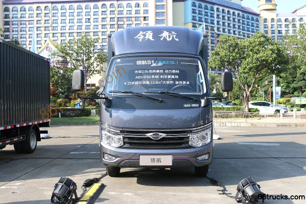 Shidai Linghang S1 Chuangye Edition 2L Gasoline 144hp 4X2(6 wheels) Dongan 5-speed 3.8m Single Row Box Mini Truck Exterior (2) | 86Trucks