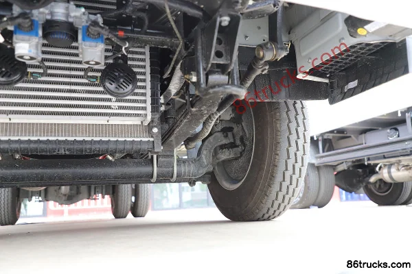 Foton Aoling M Card 132hp 4X2(6 wheels) 3.19m double-row flatbed mini truck (air brake)(wide track) Chassis (3) | 86Trucks