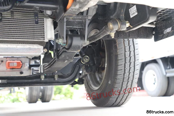 Foton Zhilan EM 4.5T 3.815m single-row pure electric flatbed light truck 59.4kWh 4X2(6 wheels) Chassis (3) | 86Trucks