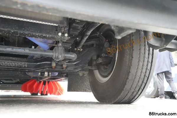 Foton Zhilan ET5 4X2(6 roues) camion balayeur à pile à combustible (Proloco) 504,58 kWh Châssis (3) | 86Trucks