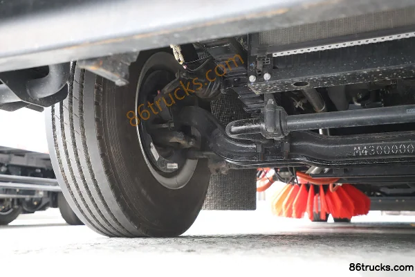 Foton Zhilan ET5 4X2(6 roues) camion balayeur à pile à combustible (Proloco) 504,58 kWh Châssis (2) | 86Trucks
