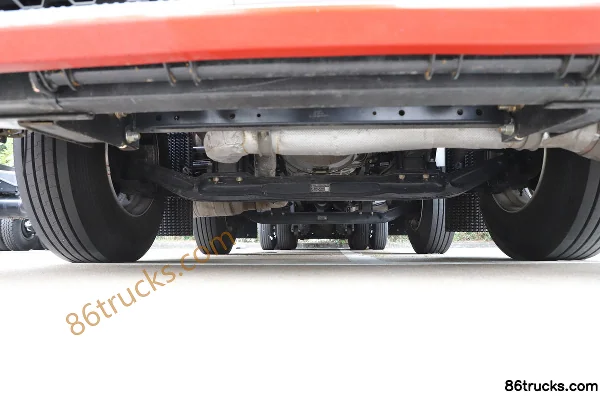 Foton Auman GTL Star Wing Edition 360hp 8X4(12 wheels) Oil Tank Truck Chassis (1) | 86Trucks
