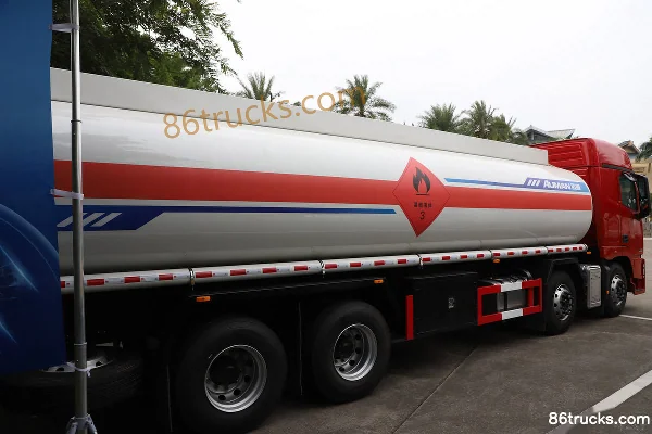 Foton Auman GTL Star Wing Edition 360hp 8X4(12 wheels) Oil Tank Truck Body (3) | 86Trucks