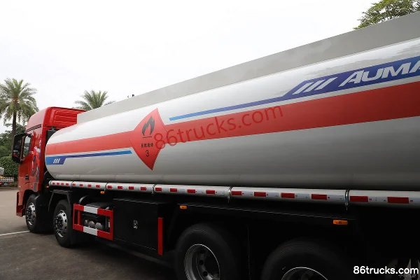 Foton Auman GTL Star Wing Edition 360hp 8X4(12 wheels) Oil Tank Truck Body (2) | 86Trucks