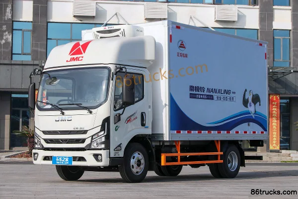 JMC Kaiyun+ cabine moyenne 146 ch 4X2(6 roues) camion frigorifique 4,02 m (WLY 6 vitesses) Extérieur (3) | 86Trucks