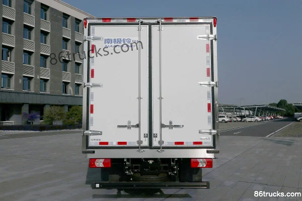 JMC Kaiyun+ cabine moyenne 146 ch 4X2(6 roues) camion frigorifique 4,02 m (WLY 6 vitesses) Carrosserie (1) | 86Trucks